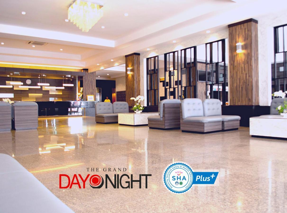 Hotel The Grand Day Night Pattaya Exterior foto