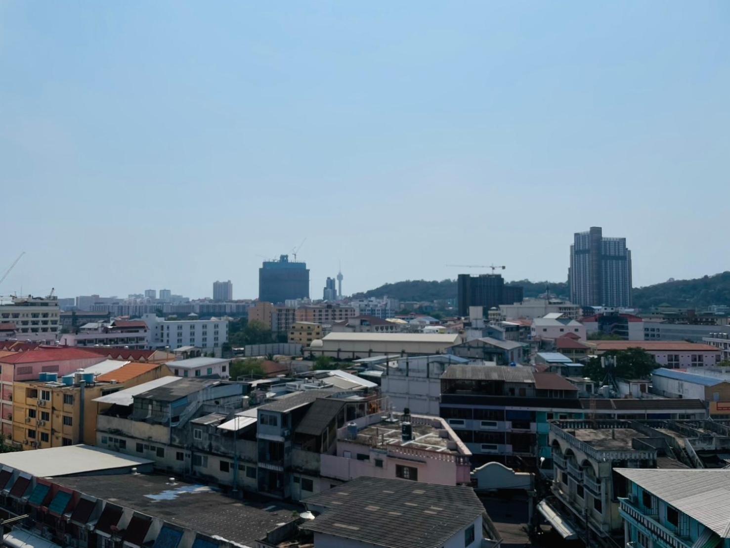 Hotel The Grand Day Night Pattaya Exterior foto
